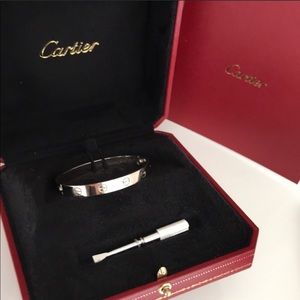 Cartier love bracelet (Third hand)
